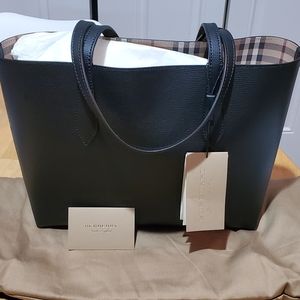 Burberry reversible tote